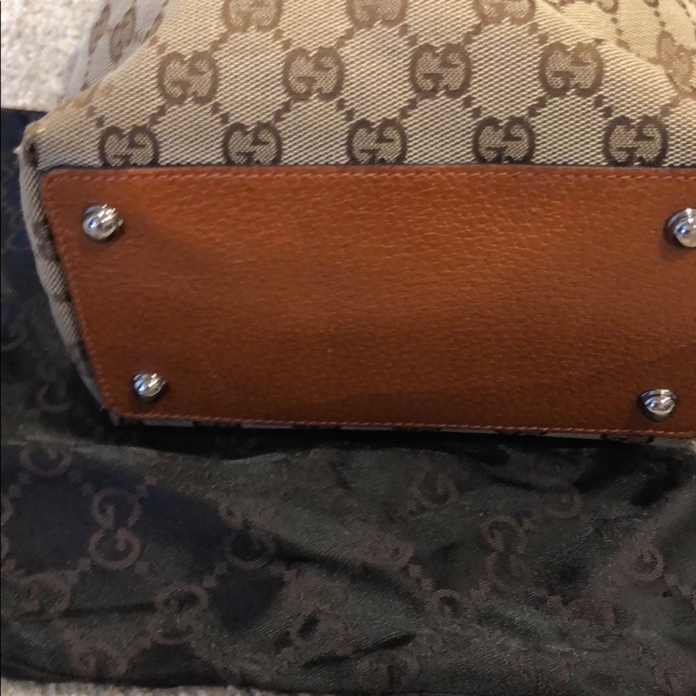 Gucci bucket bag